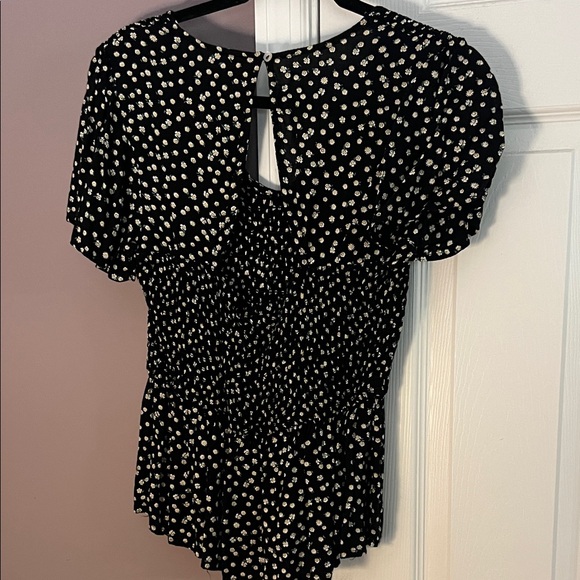 Japna Black Ditsy Floral Short Sleeve Peplum Top - Picture 3 of 4